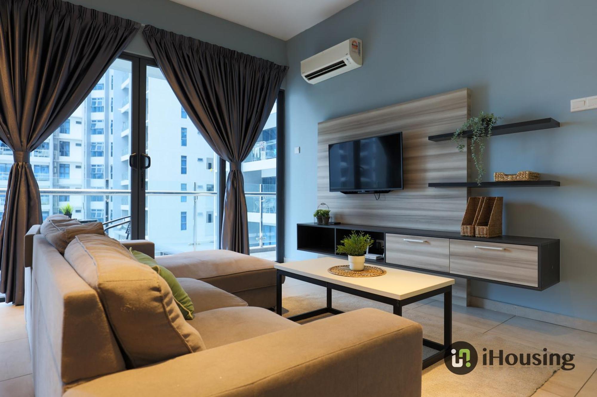 Atlantis Executive By I Housing